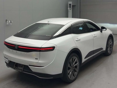 TOYOTA CROWN CROSSOVER