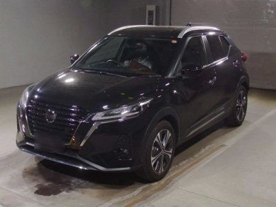 NISSAN KICKS