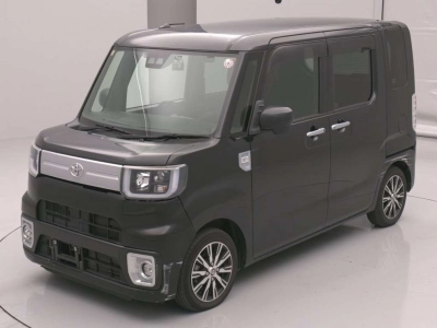 TOYOTA PIXIS MEGA