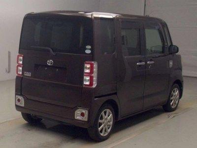 TOYOTA PIXIS MEGA
