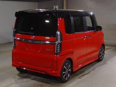 HONDA N BOX CUSTOM