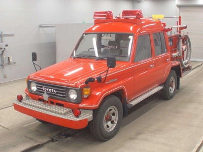 TOYOTA LAND CRUISER 70