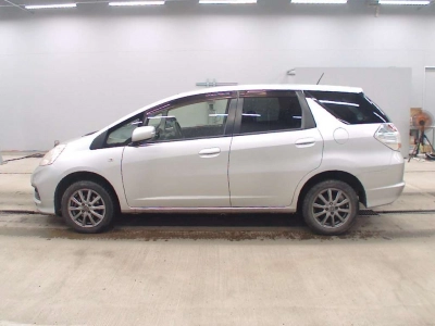 HONDA FIT SHUTTLE