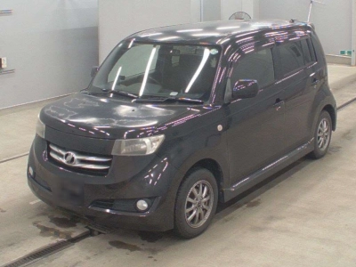 TOYOTA BB