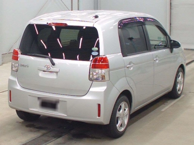 TOYOTA SPADE