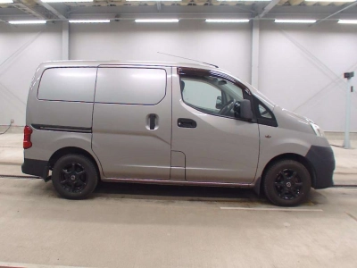 NISSAN NV200 VANETTE VAN
