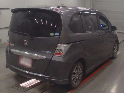 HONDA FREED HYBRID