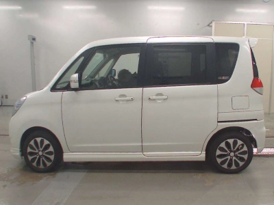 MITSUBISHI DELICA D:2