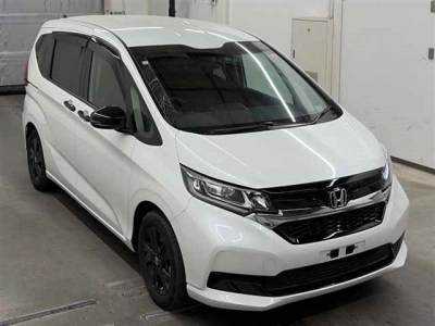 HONDA FREED HYBRID