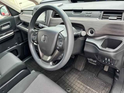 HONDA FREED HYBRID