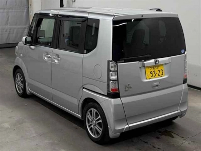 HONDA N BOX +