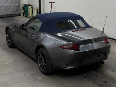 MAZDA ROADSTER