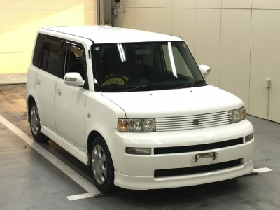 TOYOTA BB