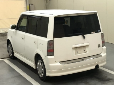 TOYOTA BB