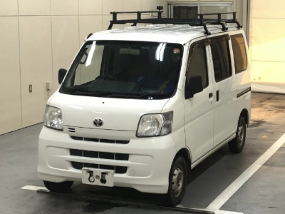 TOYOTA PIXIS VAN