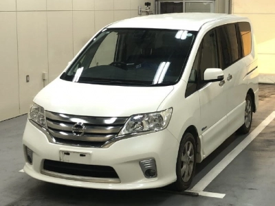 NISSAN SERENA