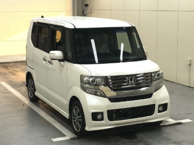HONDA N BOX CUSTOM