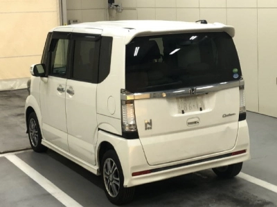 HONDA N BOX CUSTOM
