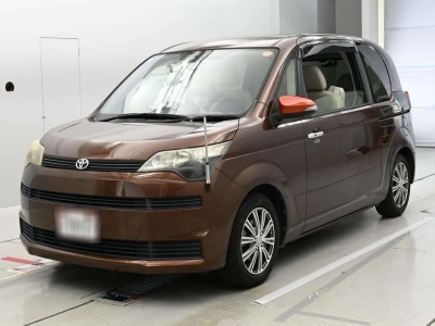 TOYOTA SPADE