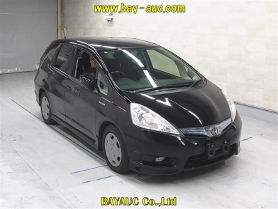 HONDA FIT SHUTTLE HYBRID