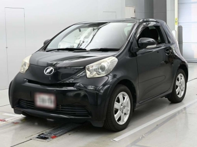 TOYOTA IQ