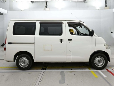 TOYOTA TOWN ACE VAN