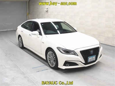 TOYOTA CROWN HYBRID