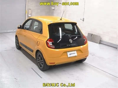 RENAULT TWINGO