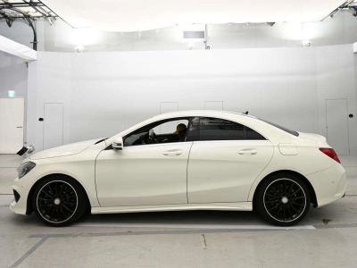 MERCEDES BENZ CLA
