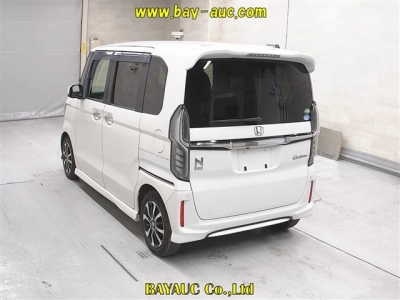 HONDA N BOX CUSTOM