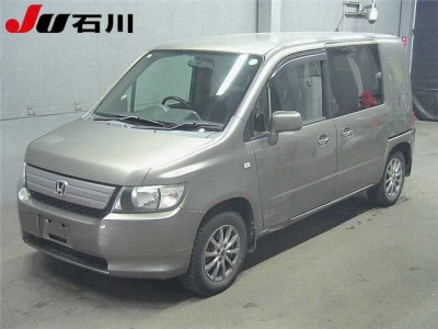 HONDA MOBILIO SPIKE