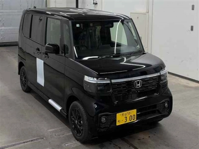 HONDA N BOX CUSTOM