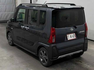 DAIHATSU TANTO FUN CROSS