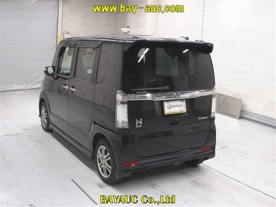 HONDA N BOX CUSTOM