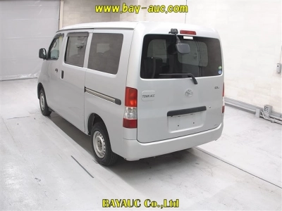 TOYOTA TOWN ACE VAN