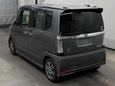 HONDA N BOX CUSTOM
