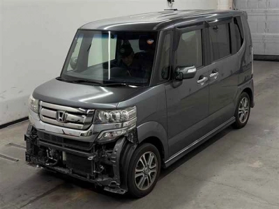 HONDA N BOX CUSTOM
