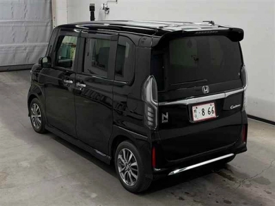 HONDA N BOX CUSTOM