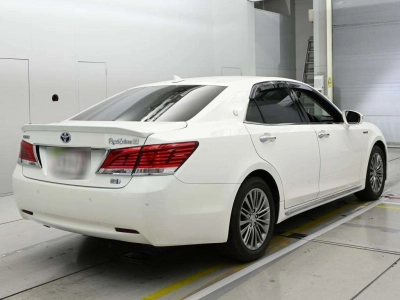 TOYOTA CROWN HYBRID
