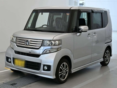 HONDA N BOX CUSTOM