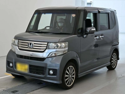 HONDA N BOX CUSTOM