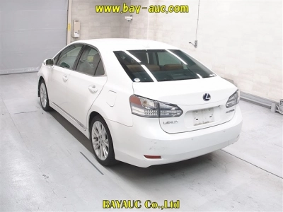 LEXUS HS