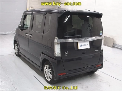 HONDA N BOX CUSTOM
