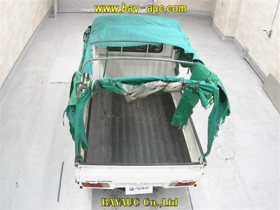 NISSAN CLIPPER TRUCK