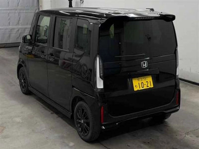 HONDA N BOX CUSTOM