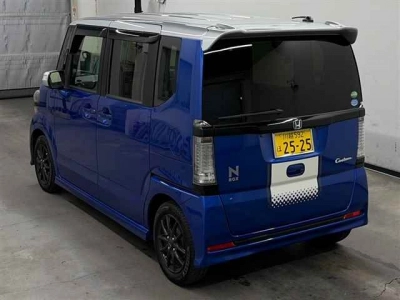 HONDA N BOX CUSTOM