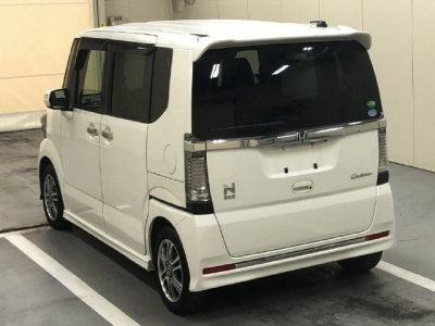 HONDA N BOX CUSTOM