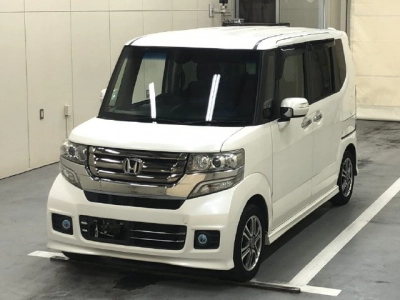 HONDA N BOX CUSTOM
