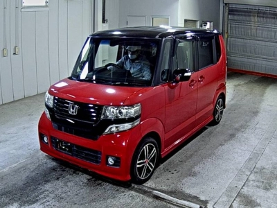 HONDA N BOX CUSTOM