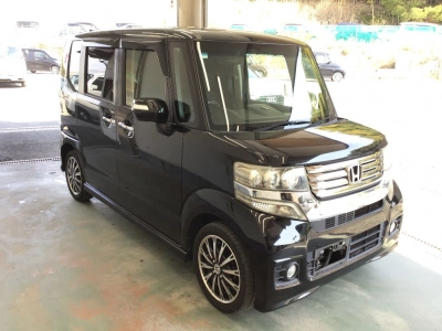 HONDA N BOX CUSTOM